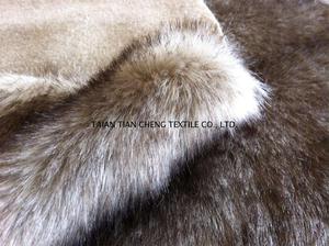 Acrylic/polyester tip-dyed faux fur 800 GR/M