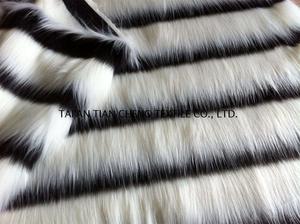 White fake fur with black stripe 750 G/M