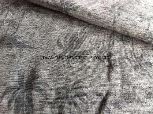 Cotton/poly printed slub jersey 140 GR/M2